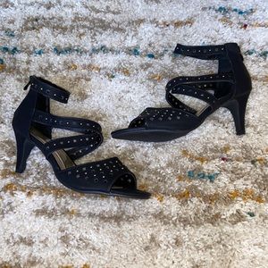 Small Heel Black Sandals Size: 9